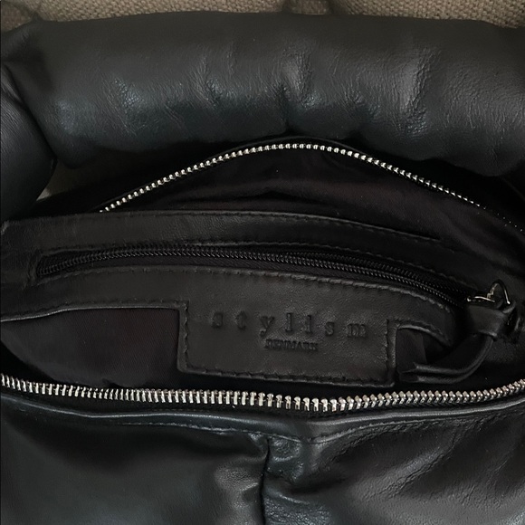 Stylism Padded Handbag - Picture 7 of 8
